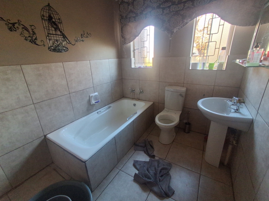 3 Bedroom Property for Sale in Riebeeckstad Free State